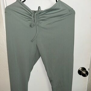 PINK ACTIVE Light Green Leggings